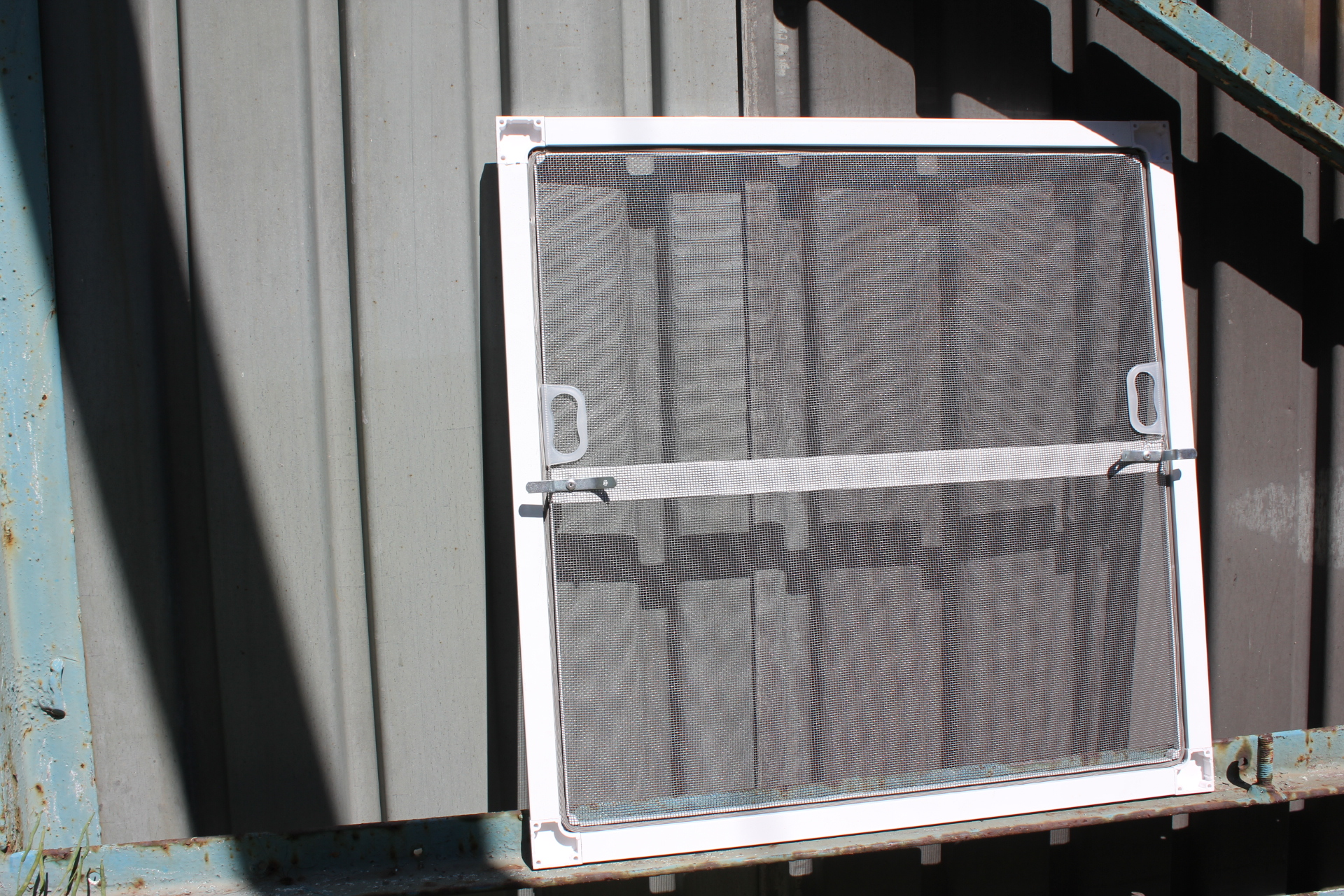 Вставные москитные сетки — максимальная прозрачность